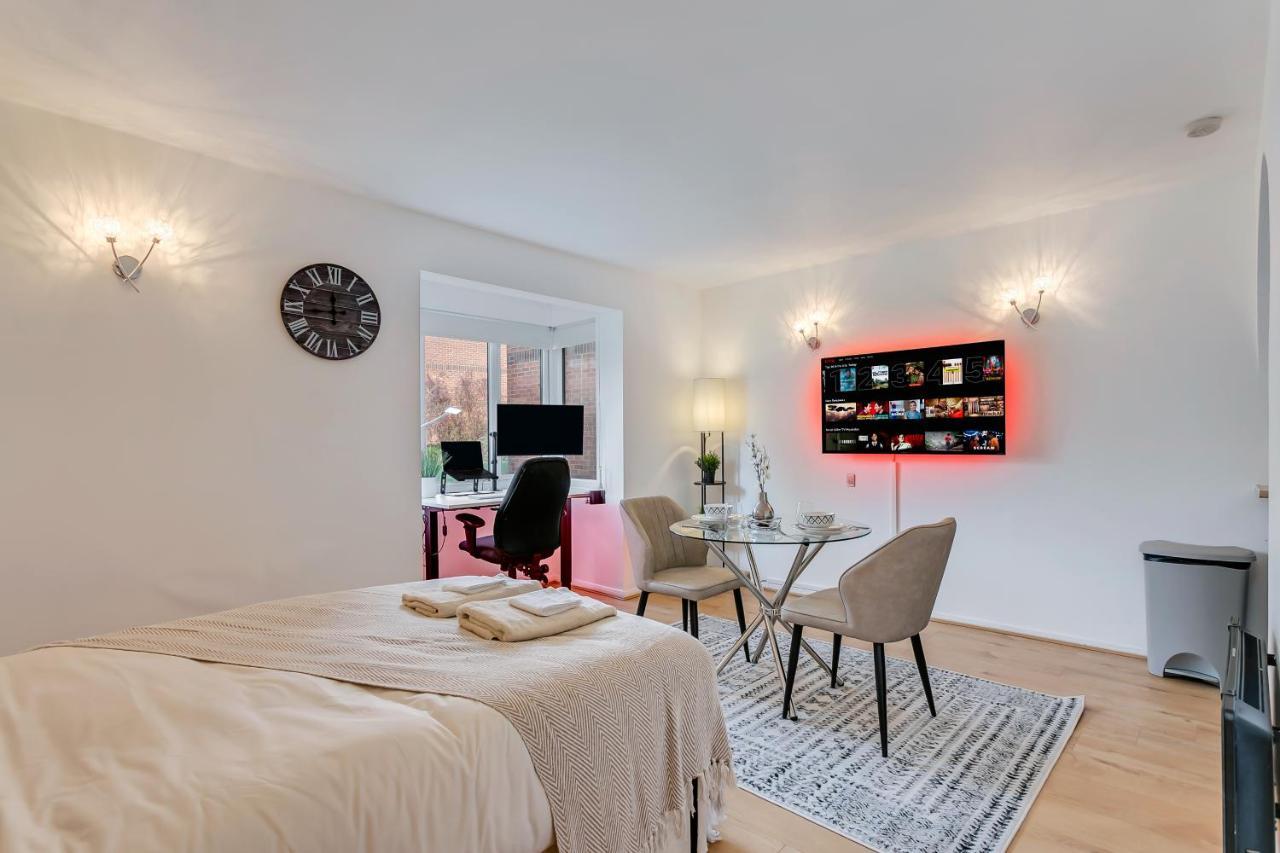 Aryas Apartments London Edgware Kültér fotó