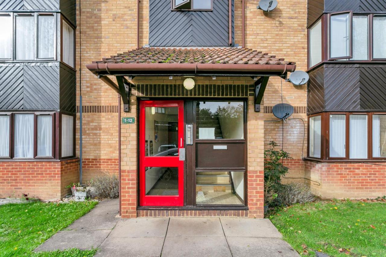 Aryas Apartments London Edgware Kültér fotó